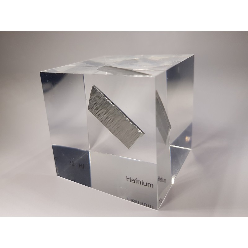 Acrylic cube Hafnium
